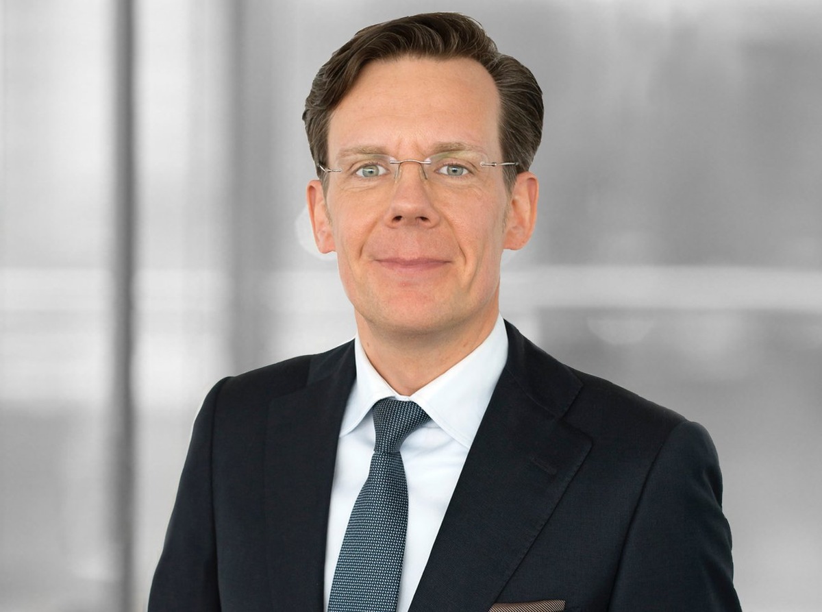 Baker Tilly stellt mit neuem Partner Nils Borcherding ESG-Bereich neu auf