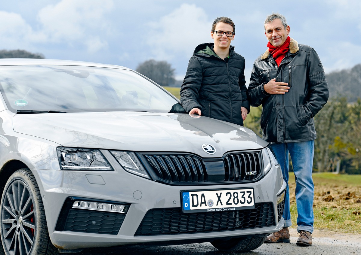 Rallye-Fahrer trifft Schriftsteller (FOTO)