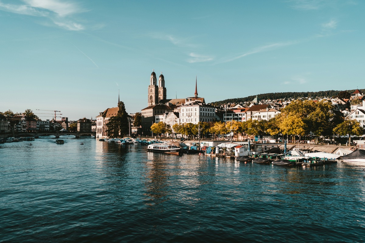 Aus der Schweiz in die Schweiz: Internationale Klinikgruppe THE BALANCE eröffnet Health Hub in Bestlage von Zürich