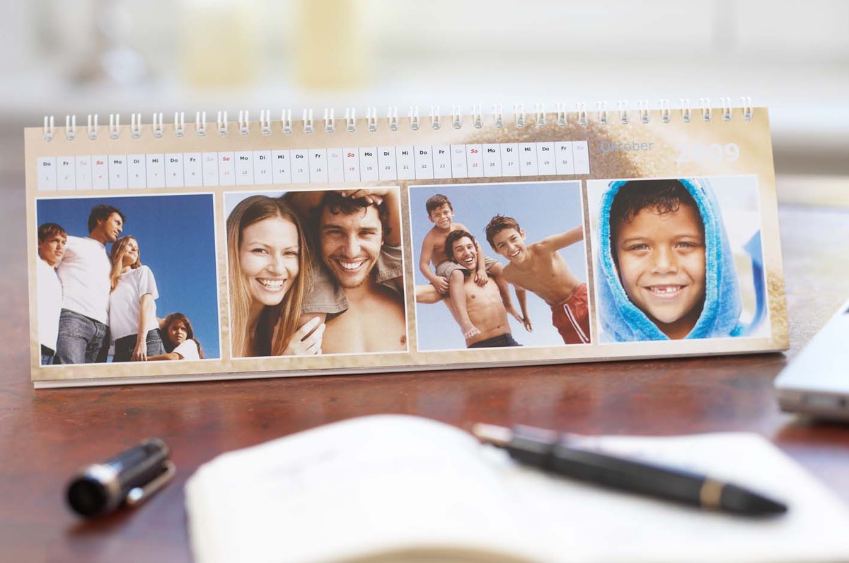 Vier Gestaltungstipps für professionelle Fotokalender / Glänzende Freude mit CeWe Color für das ganze Jahr verschenken