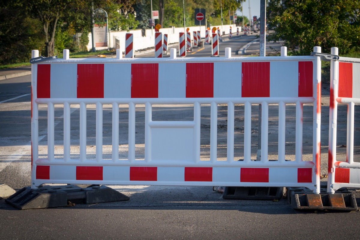 POL-PDNW: Erlebnistag Deutsche Weinstraße - Durchlassstellen Neustadt