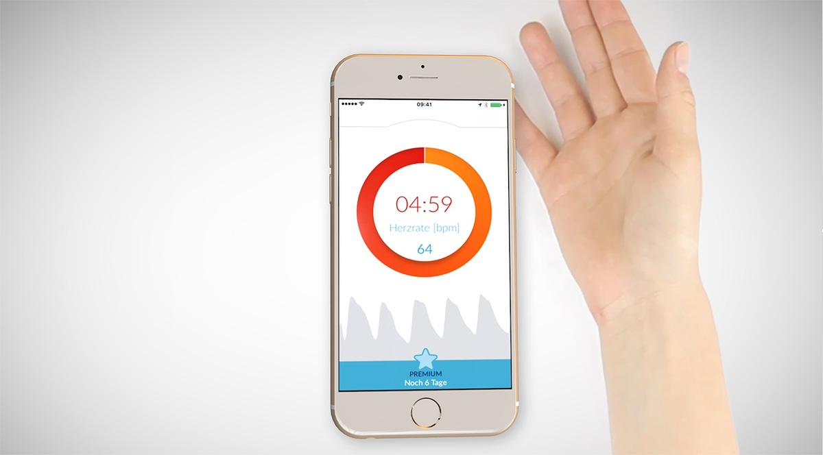 Weltweit erste medizinisch zugelassene App erkennt zuverlässig Herzrhythmusstörungen - einfach per Smartphone ohne Zubehör