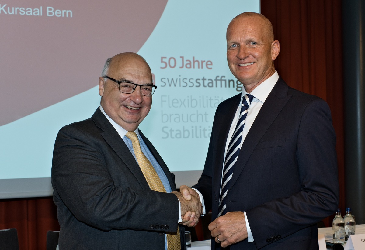 Geschichtsträchtige Generalversammlung von swissstaffing mit Präsidiumswechsel