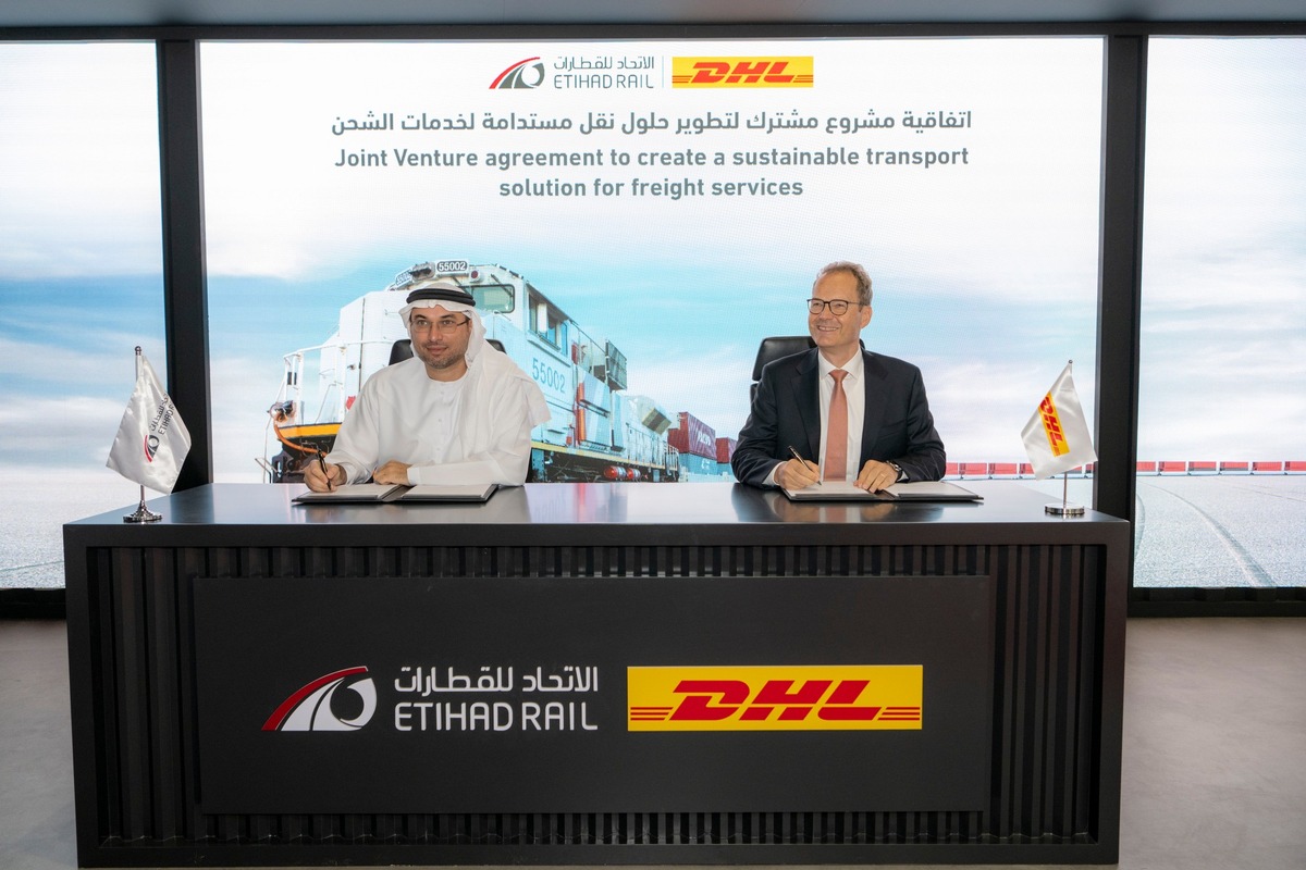 PM: DHL Global Forwarding setzt auf Eisenbahnnetz der Vereinigten Arabischen Emirate als zentrales Transportmittel  / PR: DHL Global Forwarding to utilize the UAE National Rail Network as one of its primary modes of transportation for its operations