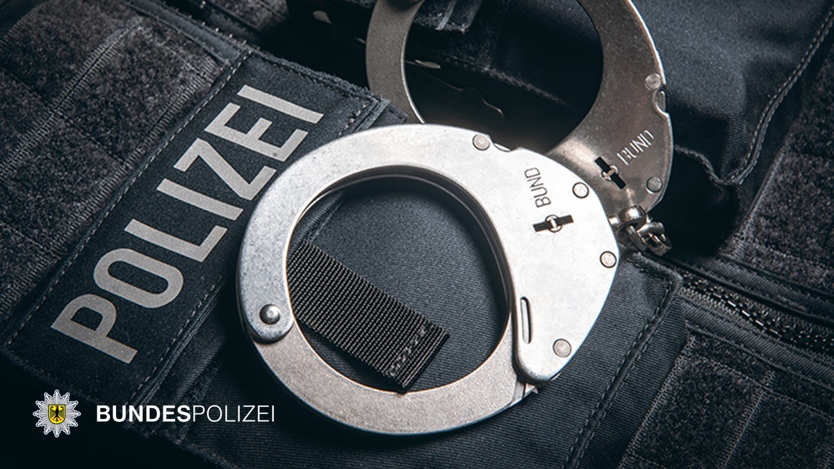 Bundespolizeidirektion München: Mit Weinflasche zugeschlagen / Haftrichtervorführung nach Gewalttat