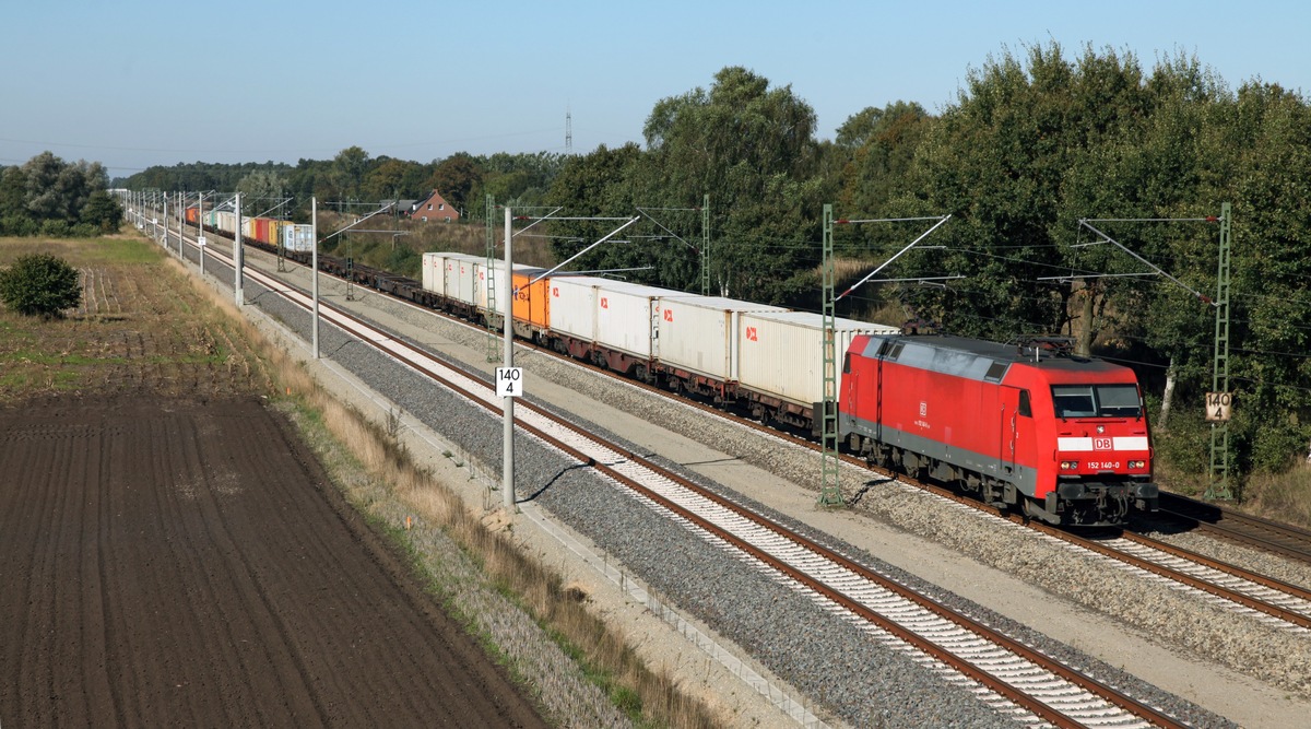 Die Deutsche Bahn stellt für Journalisten eine Auswahl an honorarfreien Pressebildern zur Verfügung (FOTO)