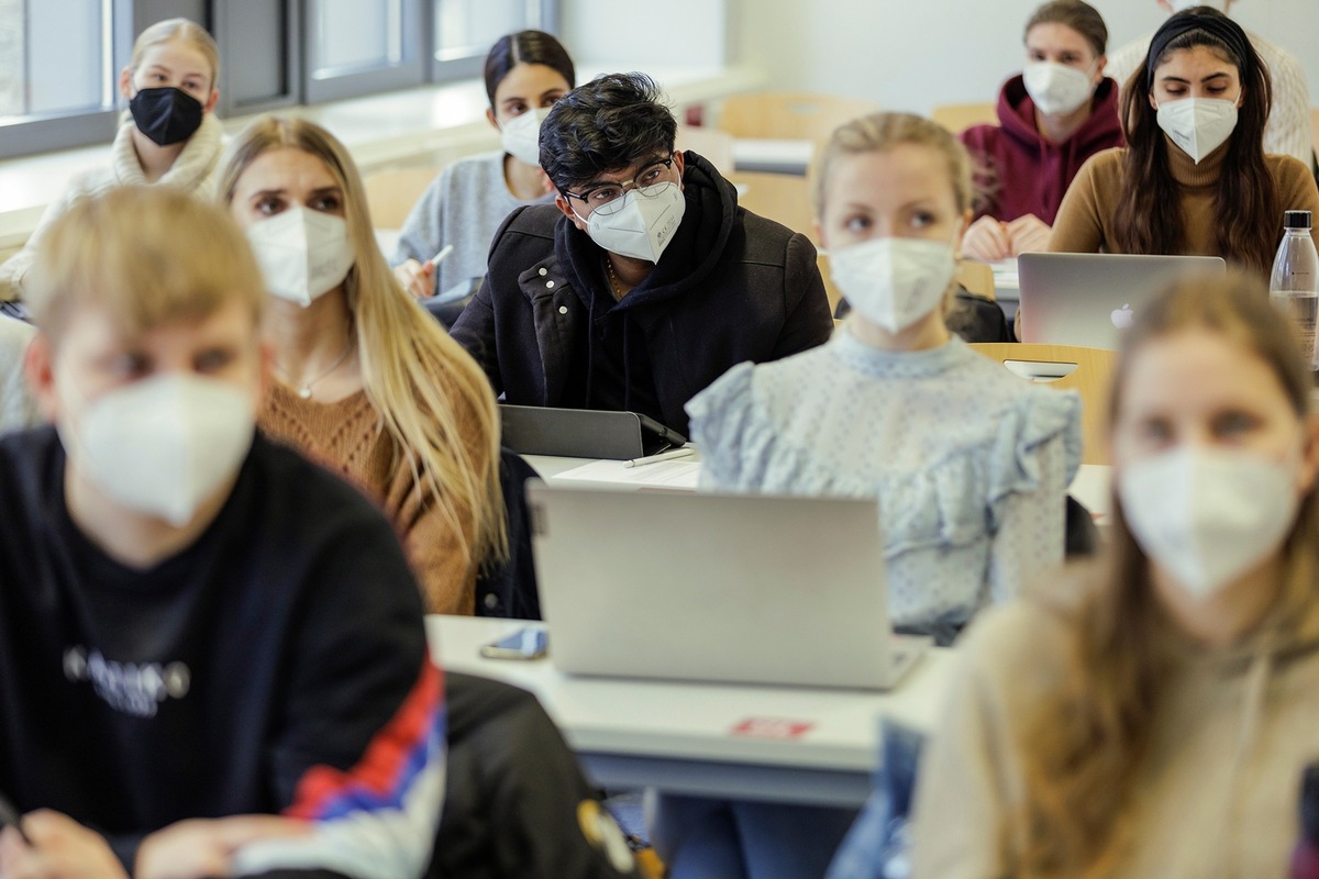 Innovative Uni-Seminare in der digitalen Zeit: Uni Osnabrück fördert drei Projektideen mit insgesamt 75.000 Euro