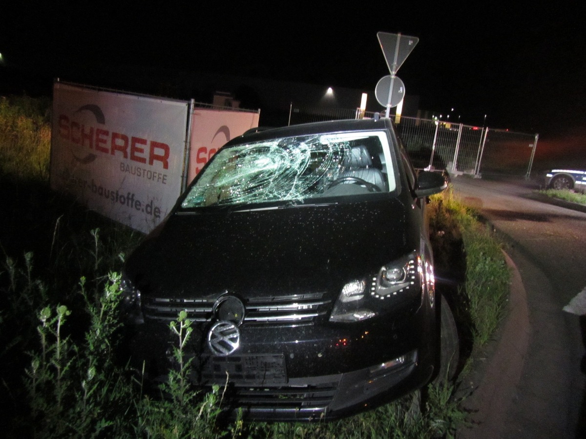 POL-PDKH: Flüchtiger und betrunkener PKW-Fahrer kann nach Unfallflucht gefasst.