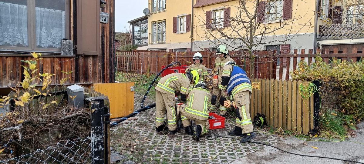 FW Konstanz: Ausgelaufener Heizöltank