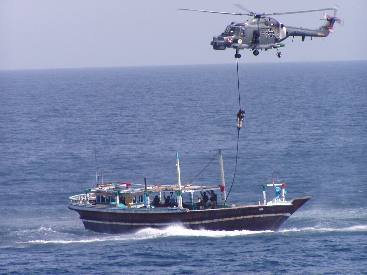 Marine - Pressemeldung / Pressetermin: Kommandeurwechsel bei den Spezialisierten Einsatzkräften der Marine in Eckernförde (mit Bild)