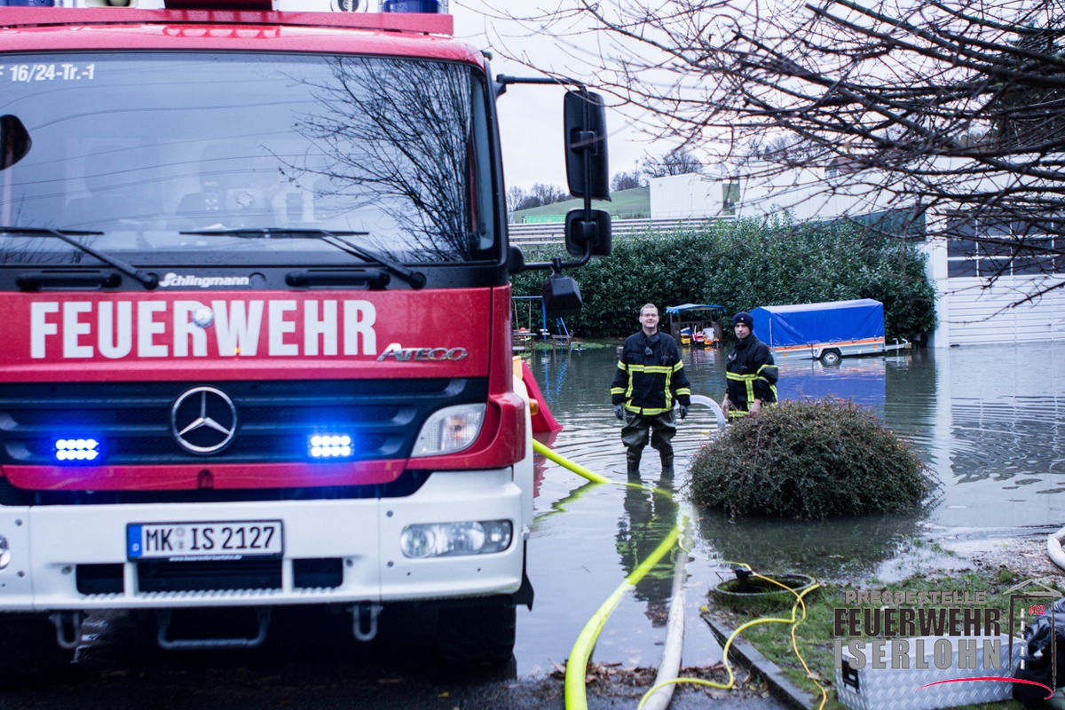 FW-MK: Hohes Einsatzaufkommen durch Starkregen über Iserlohn