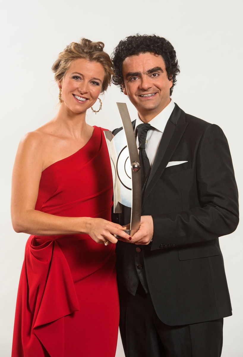 ZDF überträgt &quot;ECHO Klassik 2015&quot; / Nina Eichinger und Rolando Villazón moderieren die Gala mit Lang Lang, J onas Kaufmann, Elina Garanca und David Garrett (FOTO)