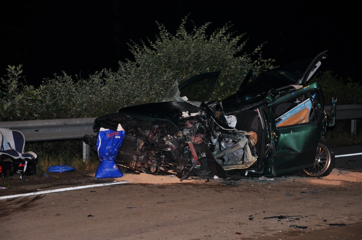 POL-WL: Tragischer Unfall auf der A7