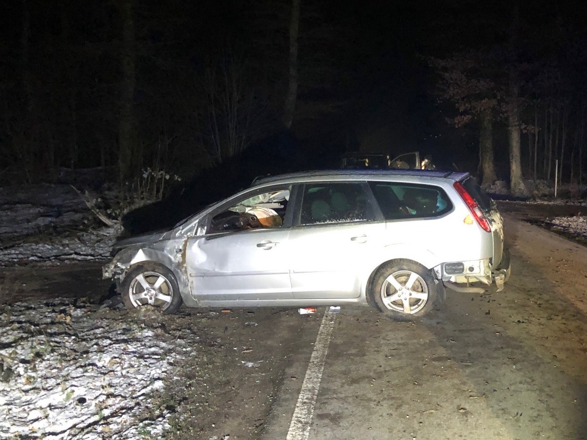 POL-PDLD: Freckenfeld - Verkehrsunfall mit einer leicht verletzten Person, aber zwei Betrunkenen