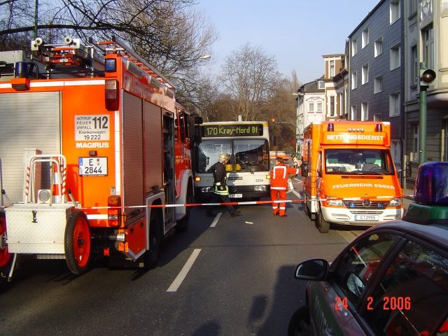 FW-E: Kind von Bus angefahren