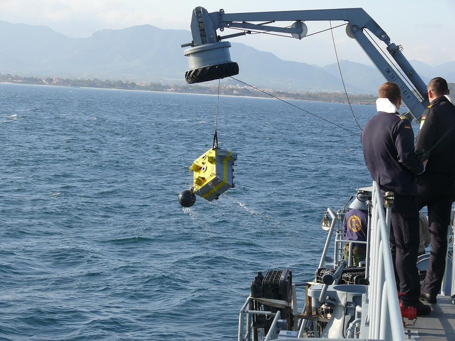 Deutsche Marine - Pressemeldung: Deutsches Minensuchboot &quot;Bad Bevensen&quot; findet im Mittelmeer drei Weltkriegsminen