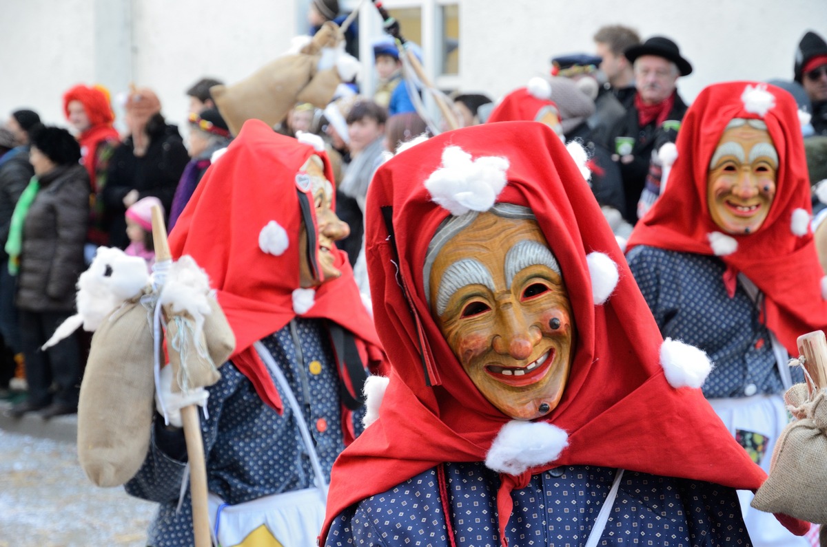 Sicher unterwegs an Karneval (FOTO)