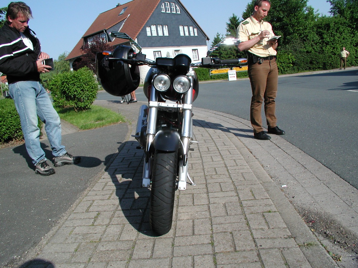 POL-HM: Polizei Bad Münder zieht erneut Motorräder aus dem Verkehr