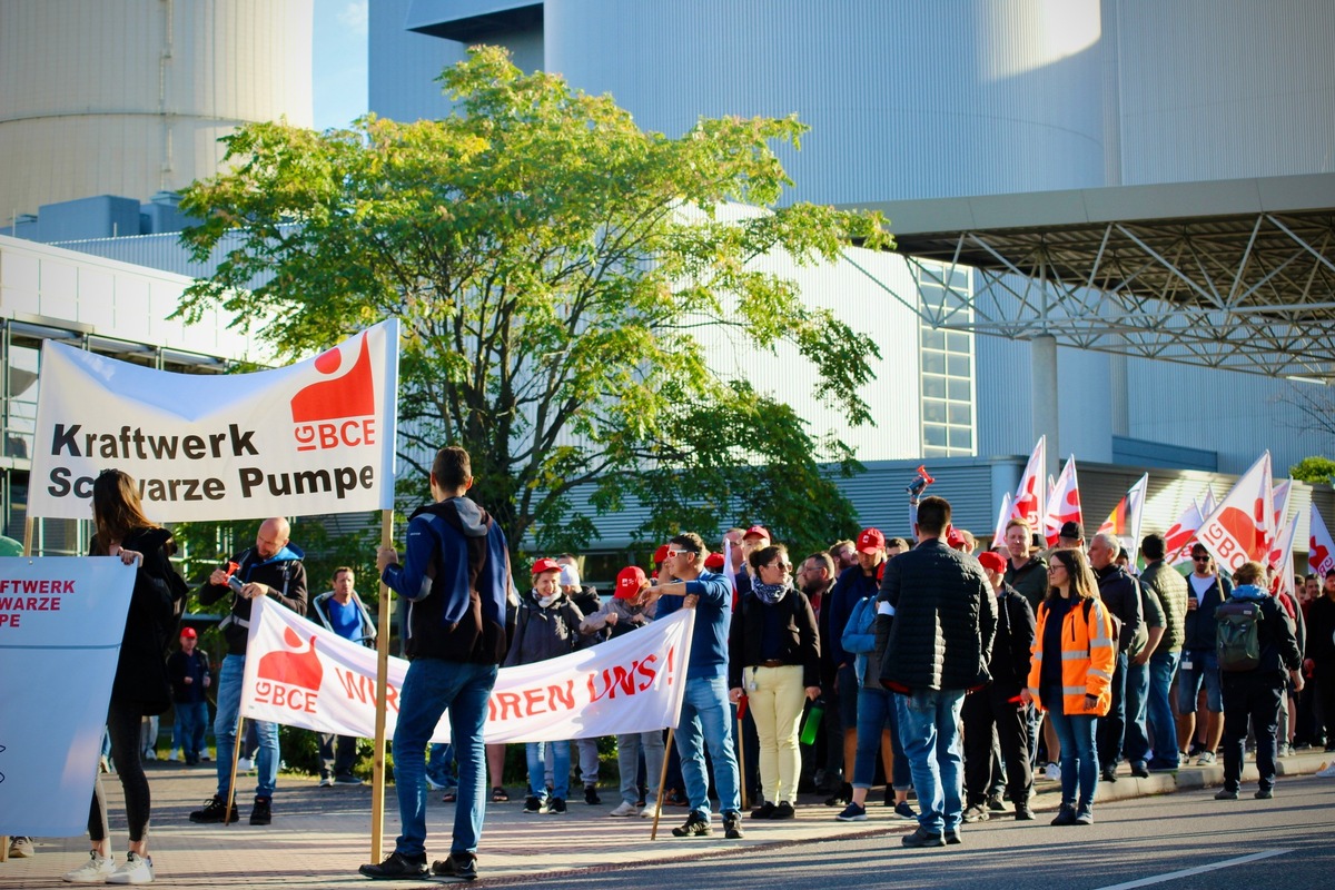 Warnstreik bei der LEAG: 2500 Beschäftigte legen Arbeit nieder