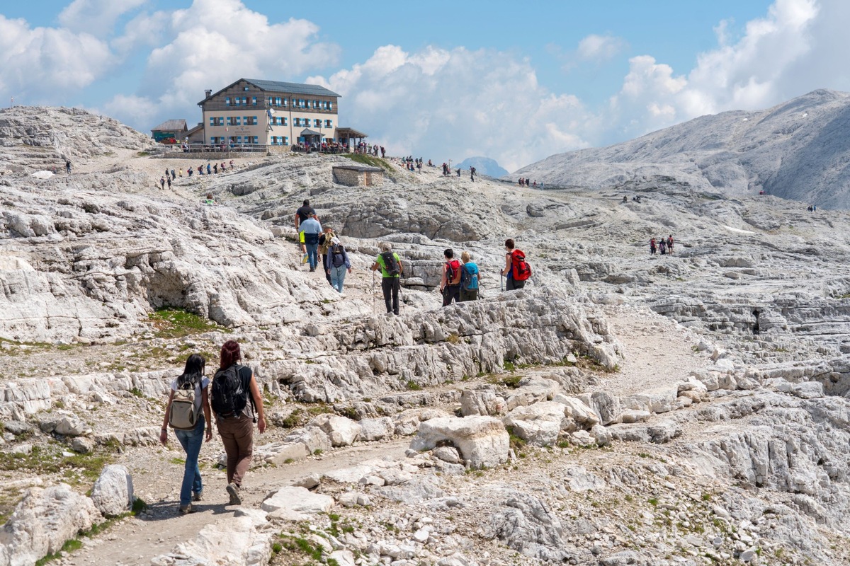 Sommerfestivals und offene Berghütten im Trentino