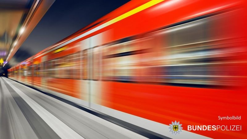 Bundespolizeidirektion München: Belästigung und Schläge in S-Bahn