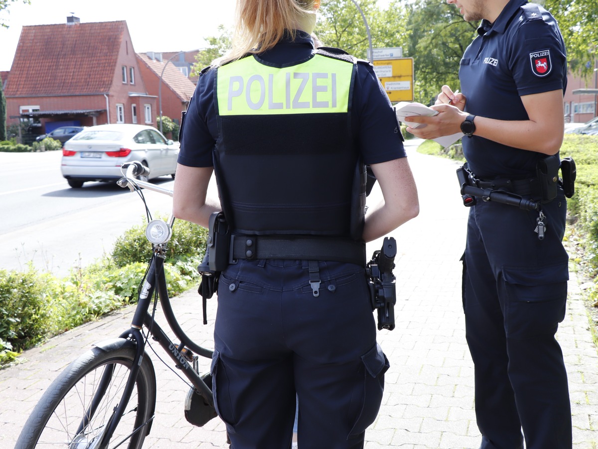 POL-EL: Lingen - Verstärkte Kontrollen des Fahrradverkehrs (Fotos)