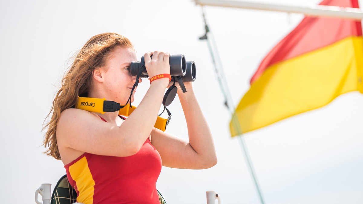 Zehn Tipps der DLRG für den sicheren Badetag im Urlaub