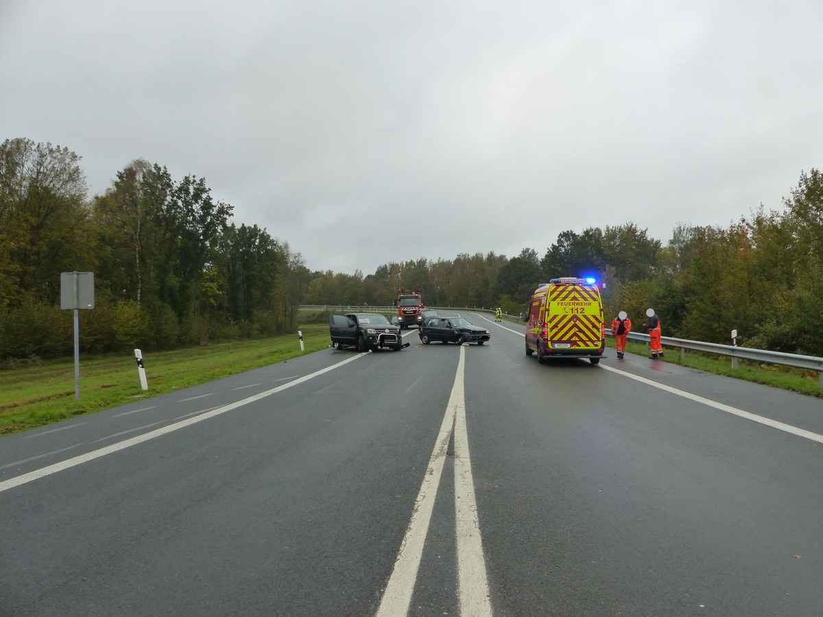 POL-CUX: Drei Verletzte bei Unfall auf der A27