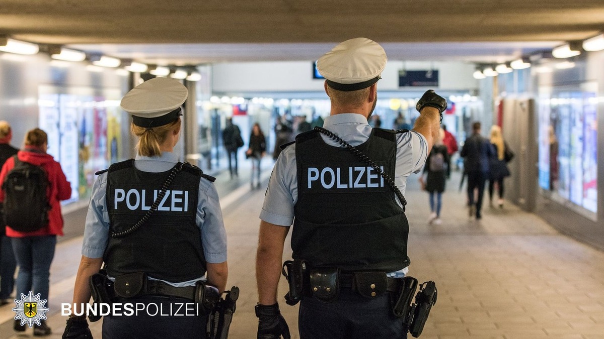 Bundespolizeidirektion München: Gewaltdelikt im DB-Reisezentrum / Drei leicht verletzte Bahn-Bedienstete