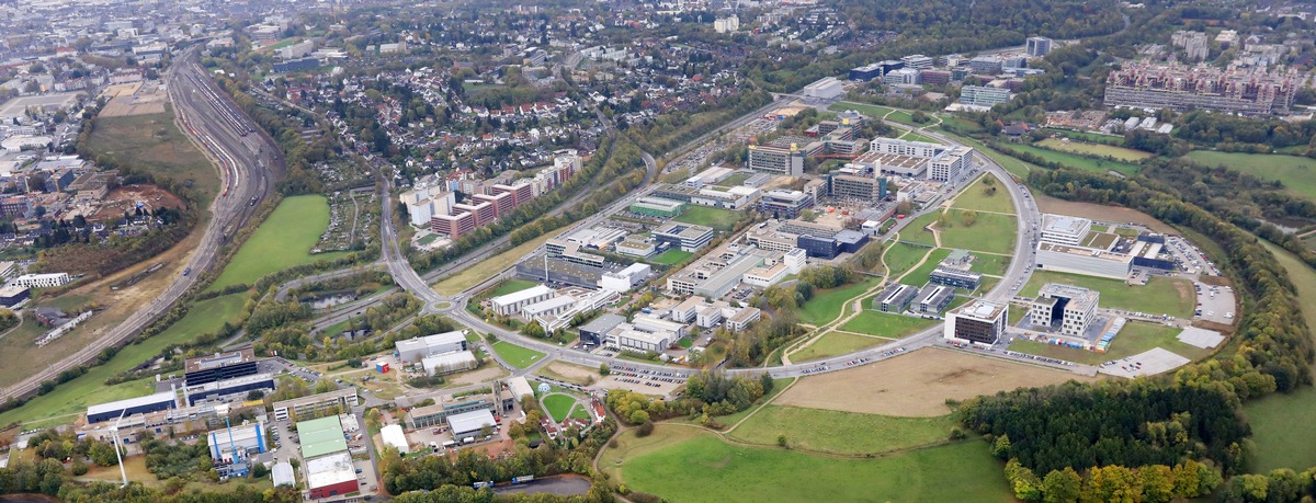 An exclusive program on innovation, industry 4.0 and intrapreneurship for executives / Insights into the strengths of the two ecosystems RWTH Aachen Campus and Silicon Valley