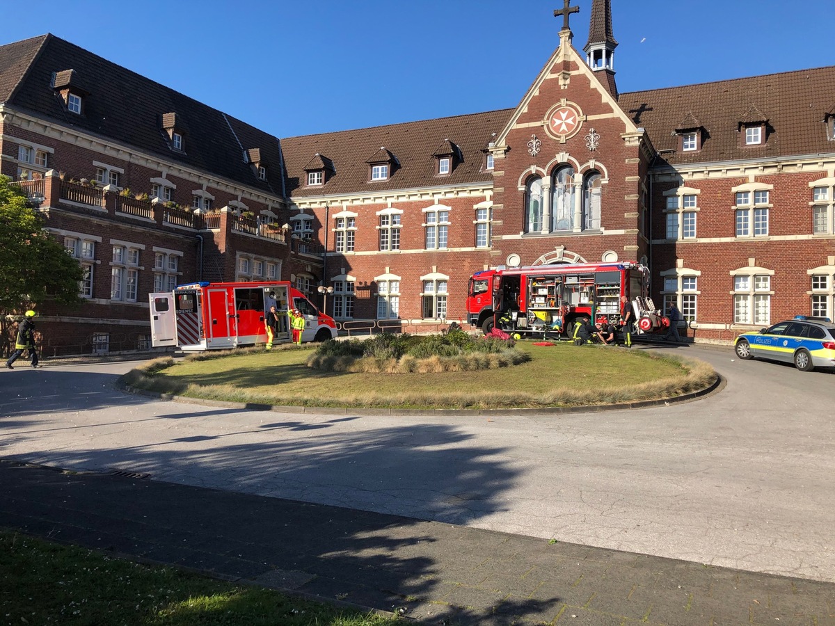 FW-OB: Brand im Johanniter Krankenhaus