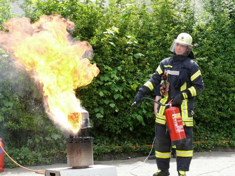 FW-AR: Löschzug Neheim präsentiert sich mit erfolgreichem Familientag