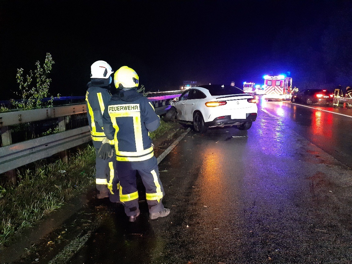 FW-EN: Verkehrsunfall auf der BAB43