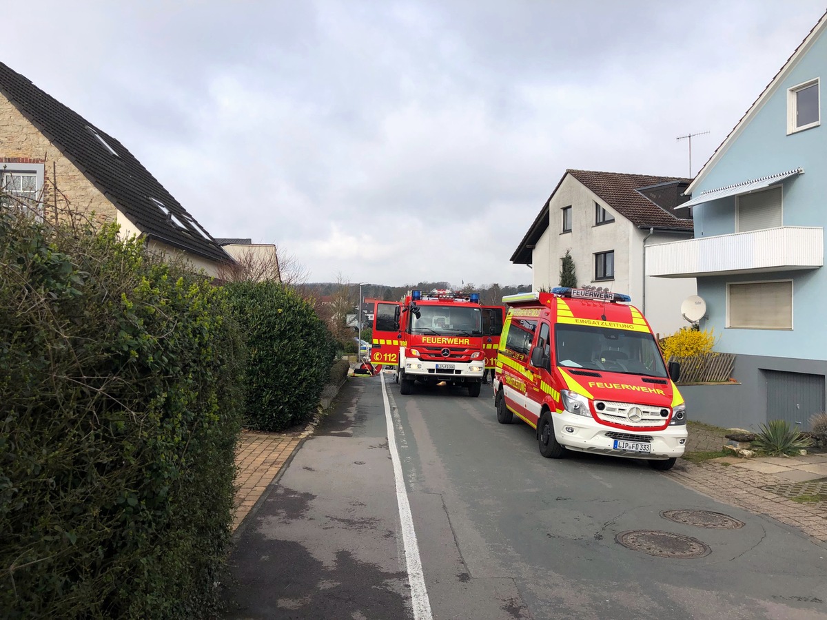 FW-DT: Wohnungsbrand in der Grundstraße