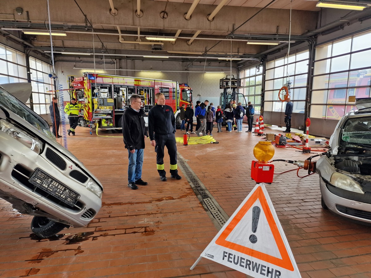 FW Bremerhaven: Zukunftstag 2024 bei der Feuerwehr Bremerhaven