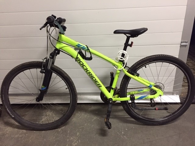 POL-NE: Fahrrad an Haltestelle gefunden - Wem gehört das Mountainbike? (FOTO anbei)