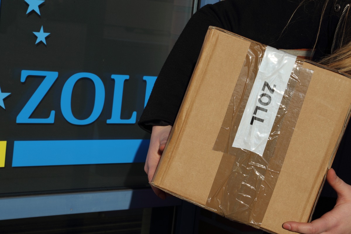 HZA-BS: Wie das Paket schnell und sicher in der Weihnachtszeit durch den Zoll kommt