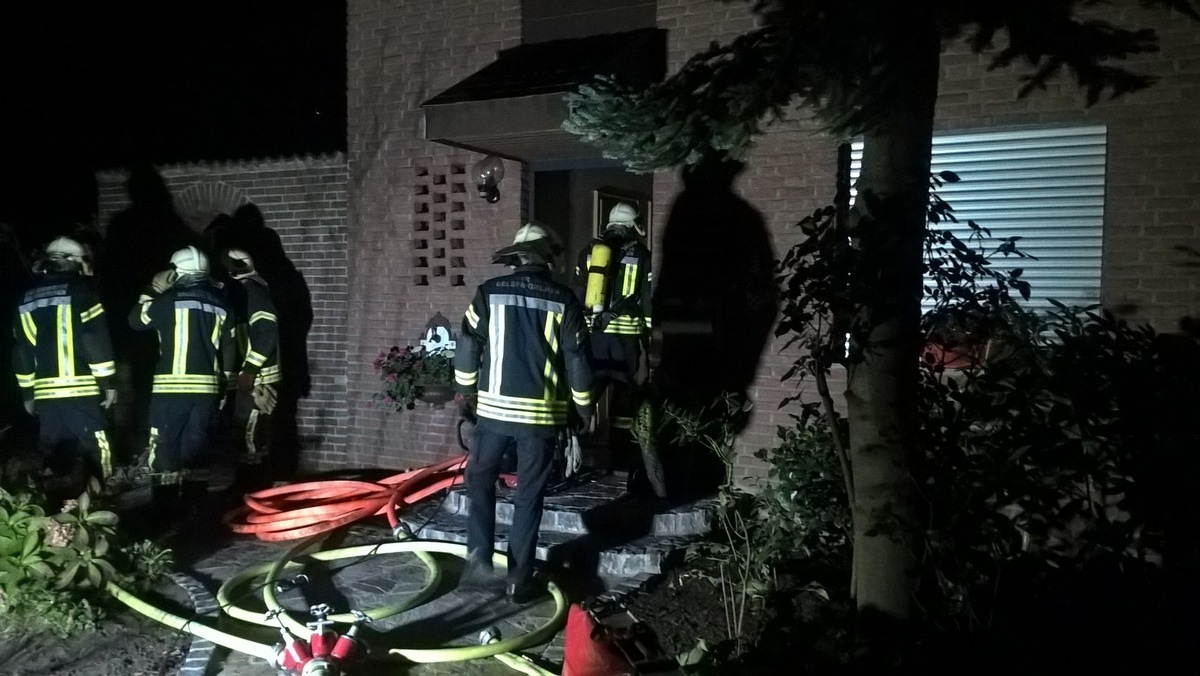 FW-GE: Wohnungsbrand in Ückendorf - Zwei verletzte Personen