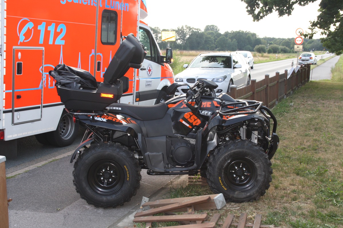 POL-UN: Quadfahrer bei Verkehrsunfall schwer verletzt