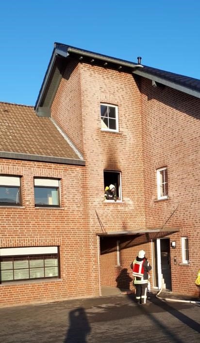 FW Selfkant: Wohnungsbrand schnell unter Kontrolle