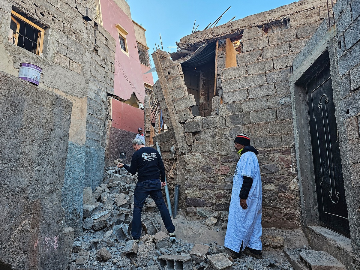 Jahrestag des Erdbebens in Marokko und der Überschwemmung in Libyen: action medeor setzt Hilfe für Katastrophenopfer fort