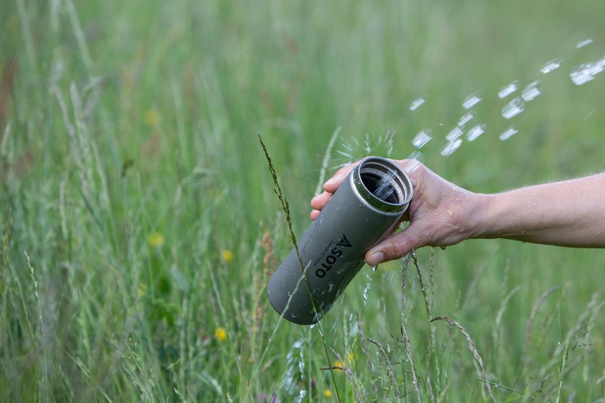 Neu: SOTO Aero Bottle - Vakuum-Isolierflasche aus Titan