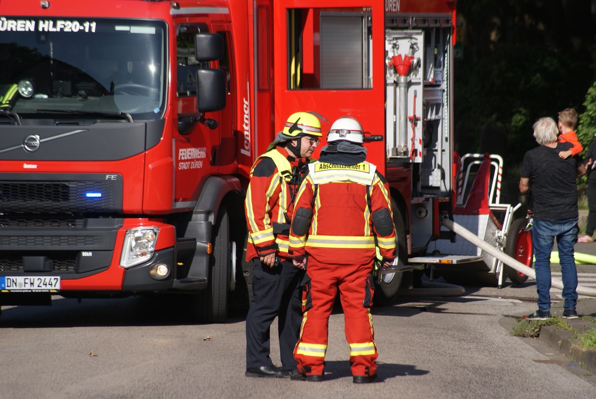 FW Düren: Feuer in einem Kinderheim