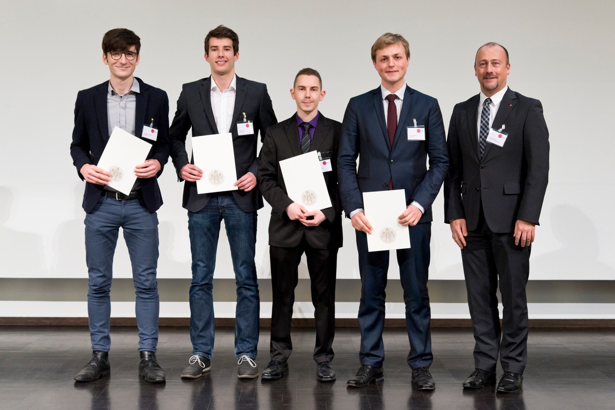 Santander verlängert Stipendien an der Universität Heidelberg (FOTO)