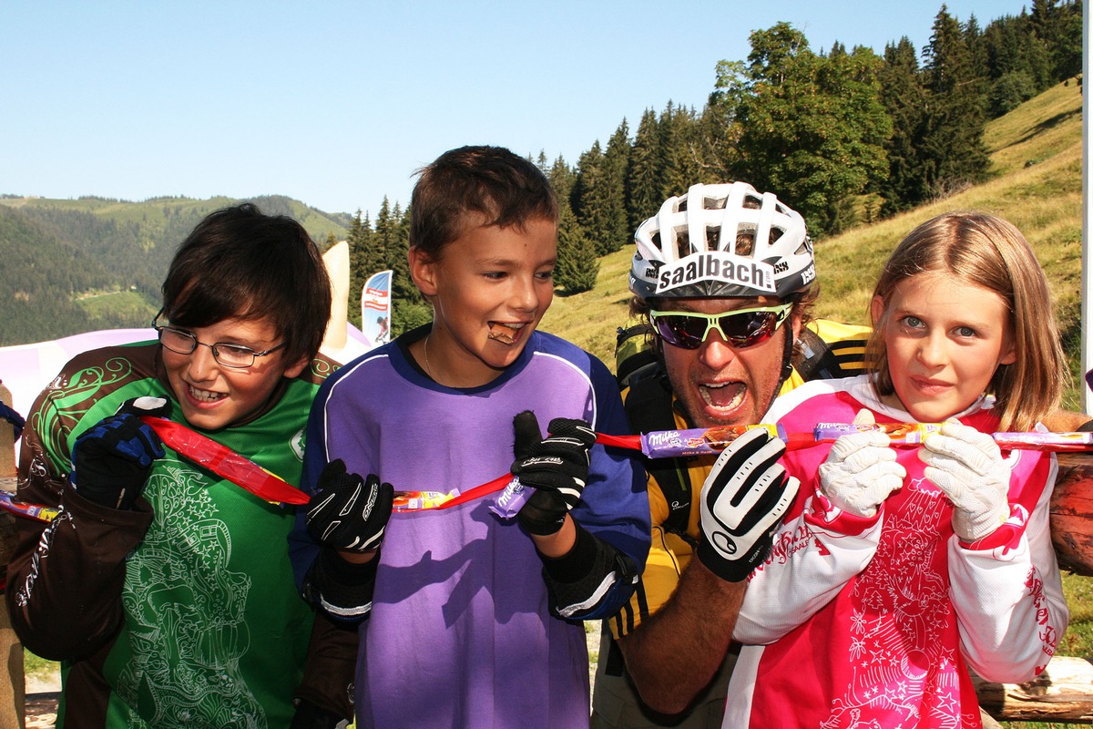 Lila Freeride-Action für Kids in Saalbach Hinterglemm! - BILD