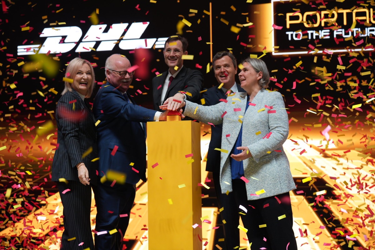 PM: DHL eröffnet neues internationales Logistikzentrum in Posen, Polen / PR: DHL opens new International Logistics Center in Poznan, Poland