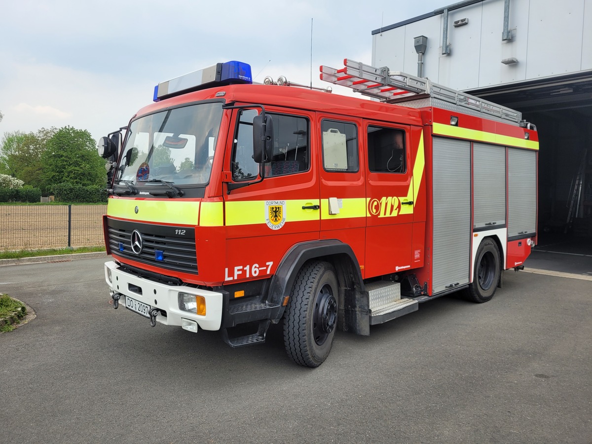 FW-DO: 07.05.2022 - Gemeinsame Presseinformation von Polizei und Feuerwehr 18-Jähriger bricht in Gerätehaus der Feuerwehr ein und entwendet Löschfahrzeug: schnelle Festnahme