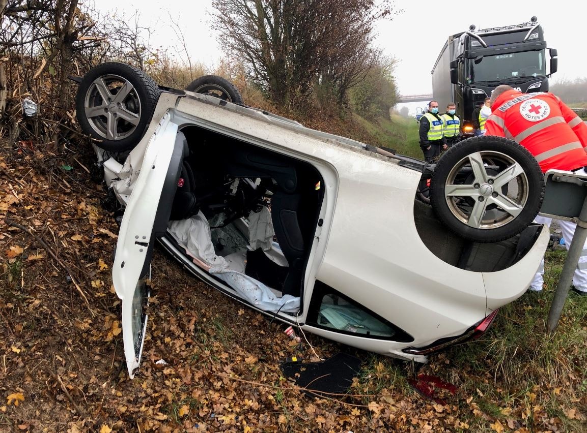 POL-PDLD: A65 Höhe Landau-Dammheim - Schwerer Verkehrsunfall nach Sekundenschlaf