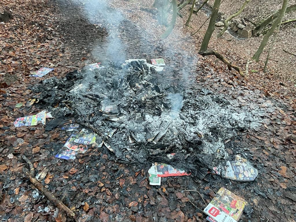 FW-EN: Wetter - Kleinbrand am Morgen und Verunreinigung auf der Fahrbahn