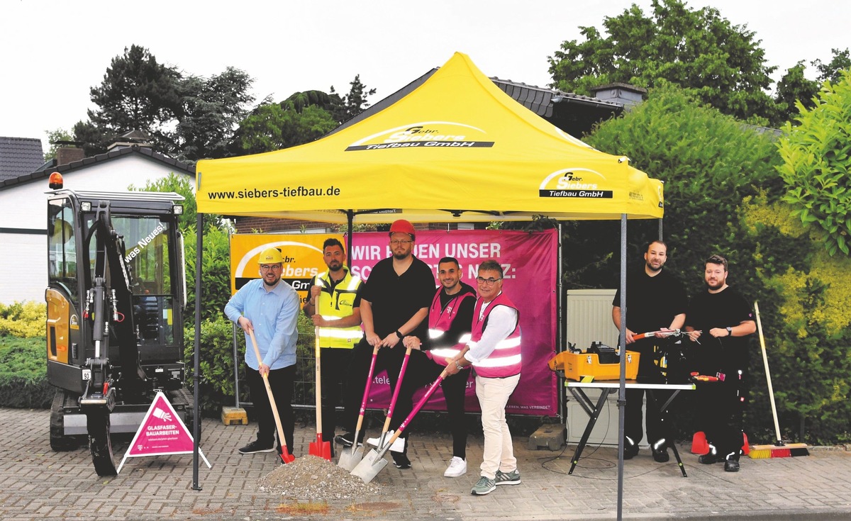 Telekom startet Glasfaserausbau in Rheinberg